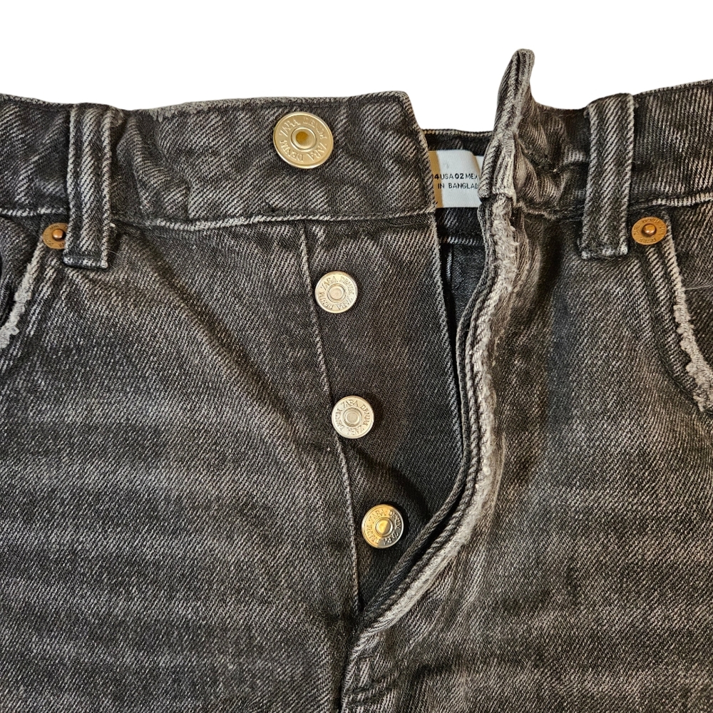 Zara Distressed Jean Cut Off Shorts, Black, US Size 2 - Picture 3 of 11